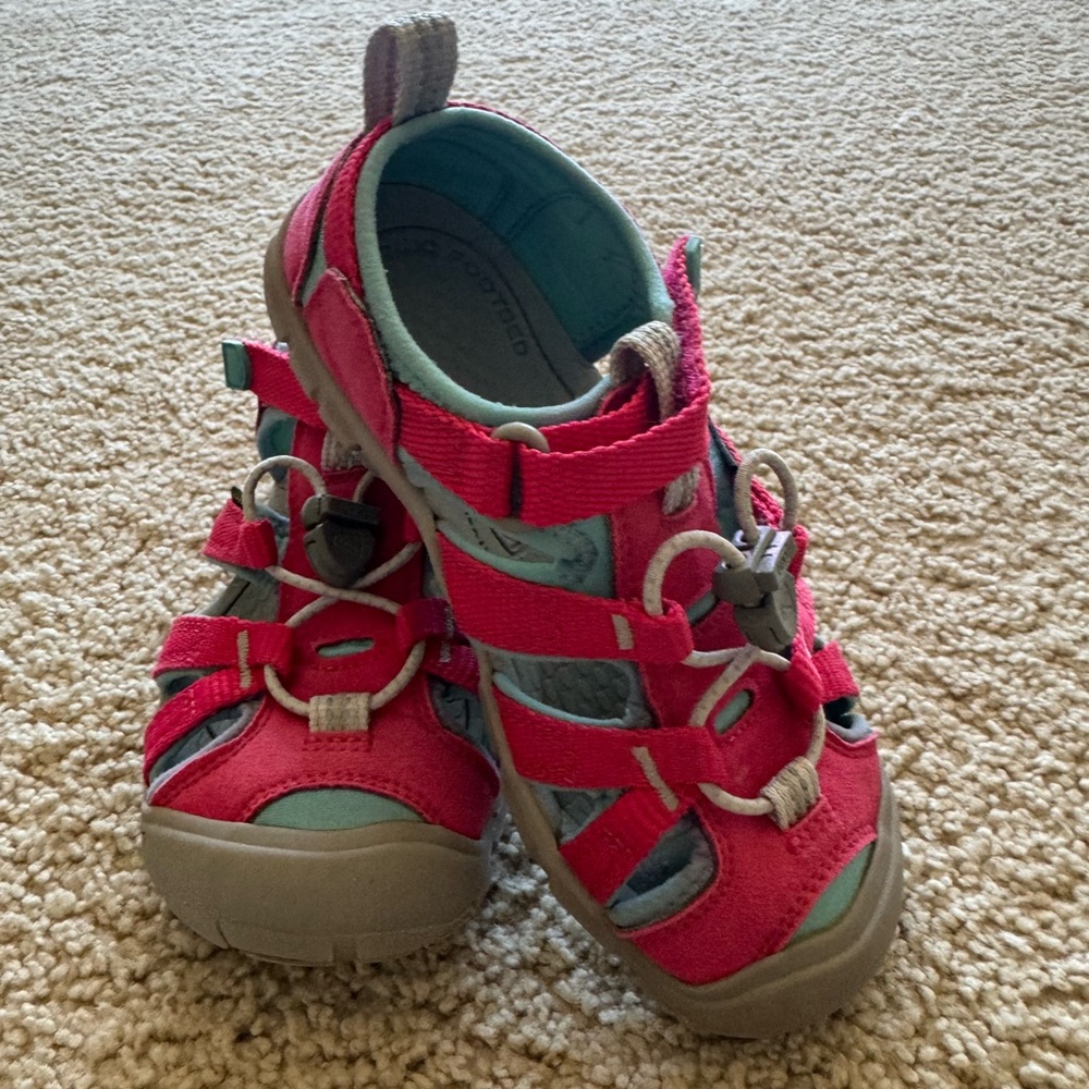 Keen shoes